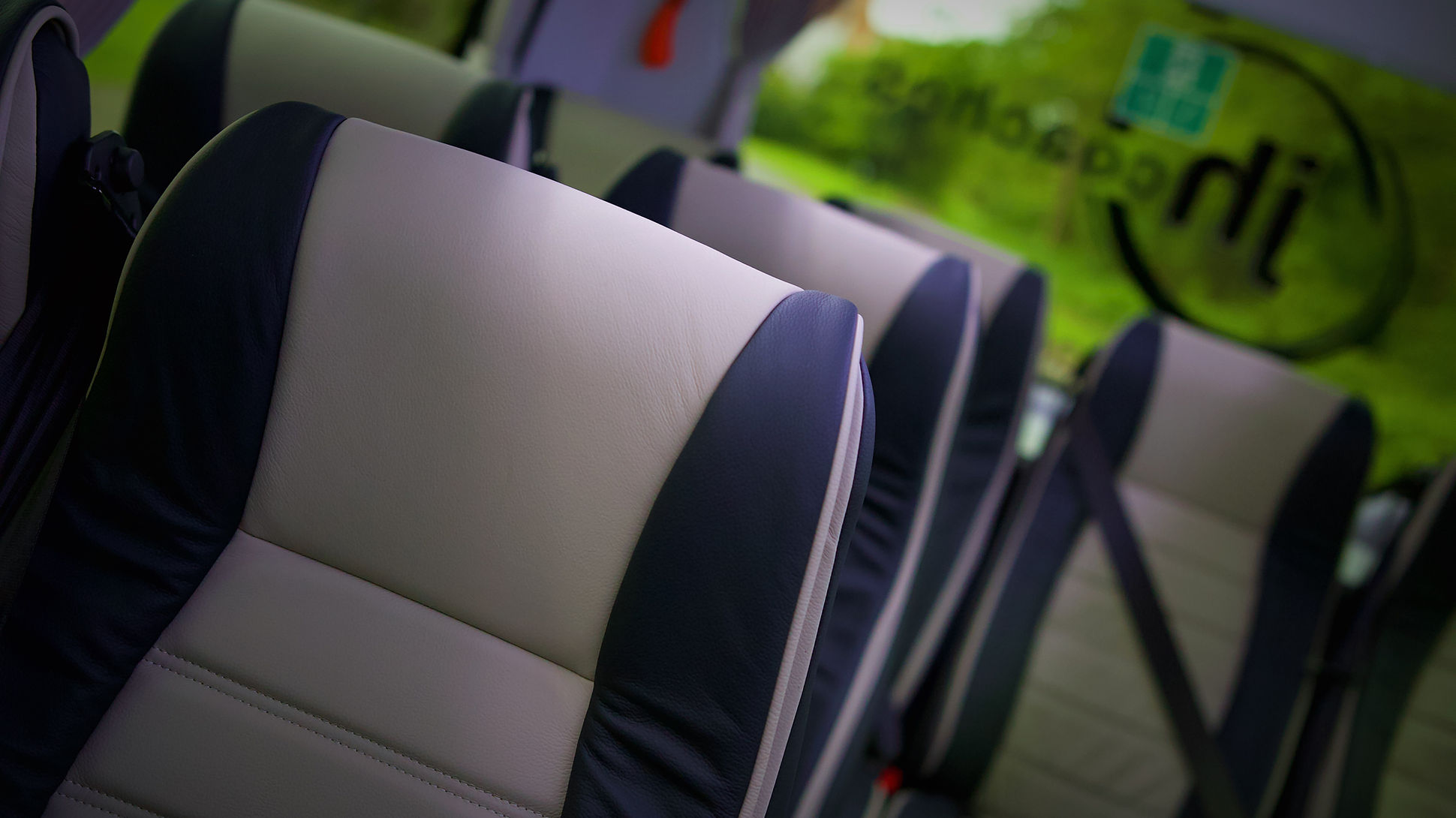 Minibus seats
